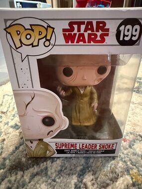 Funko Star Wars Supreme Leader Snoke in Gold Robe Pop! #199